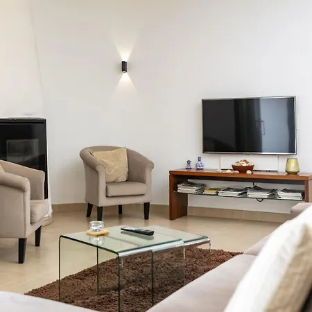 Casa Islay فيلة كارفويرو